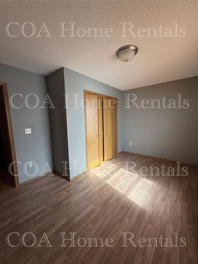 Building Photo - Midtown