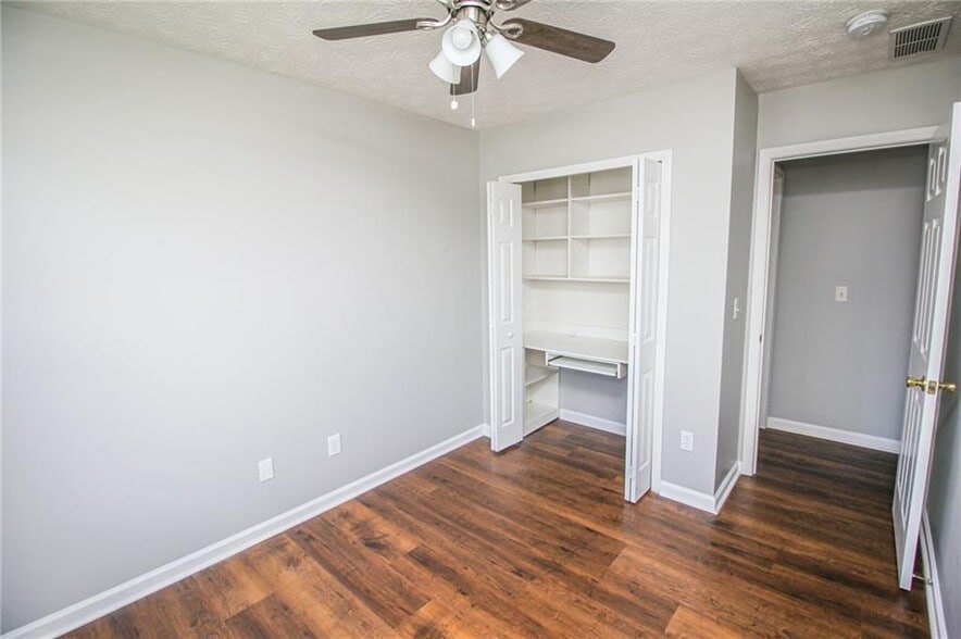 Building Photo - 6476 Portside Way