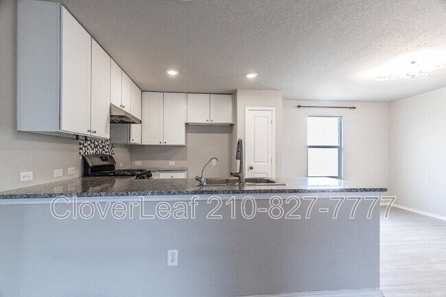 Building Photo - 547 Filibusters Trail