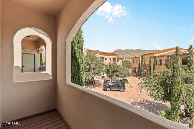 Building Photo - 6350 Escondido Dr