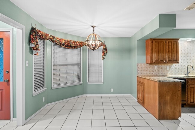 Building Photo - 2007 Harwell St