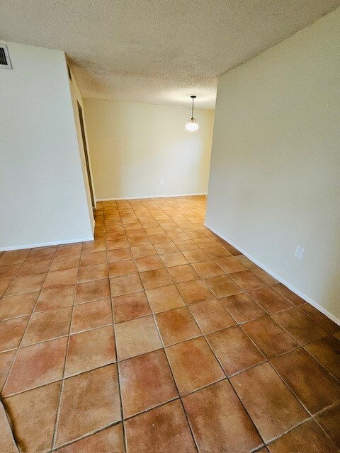 Tile Floors throughout - 12370 Alt A1a