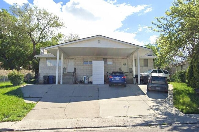 Building Photo - 255 Cherry Hill Dr