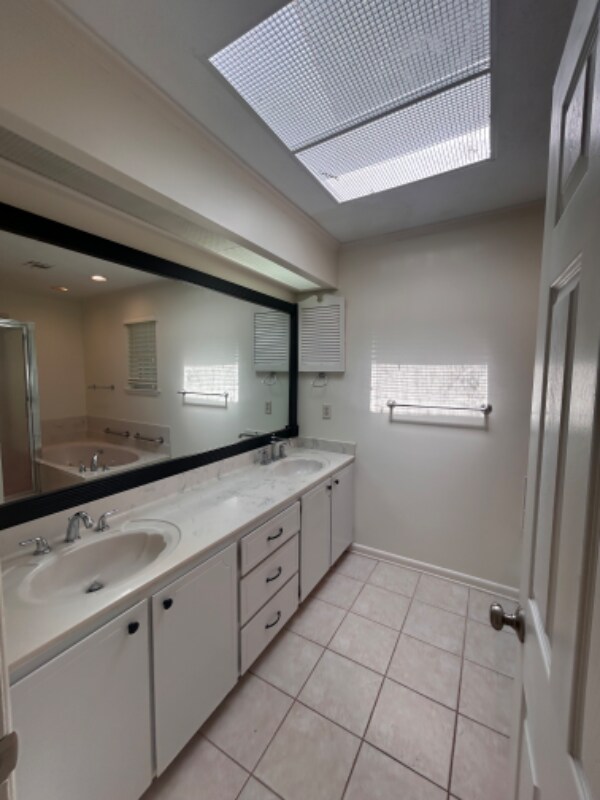 Building Photo - 104 Brisbon Rd