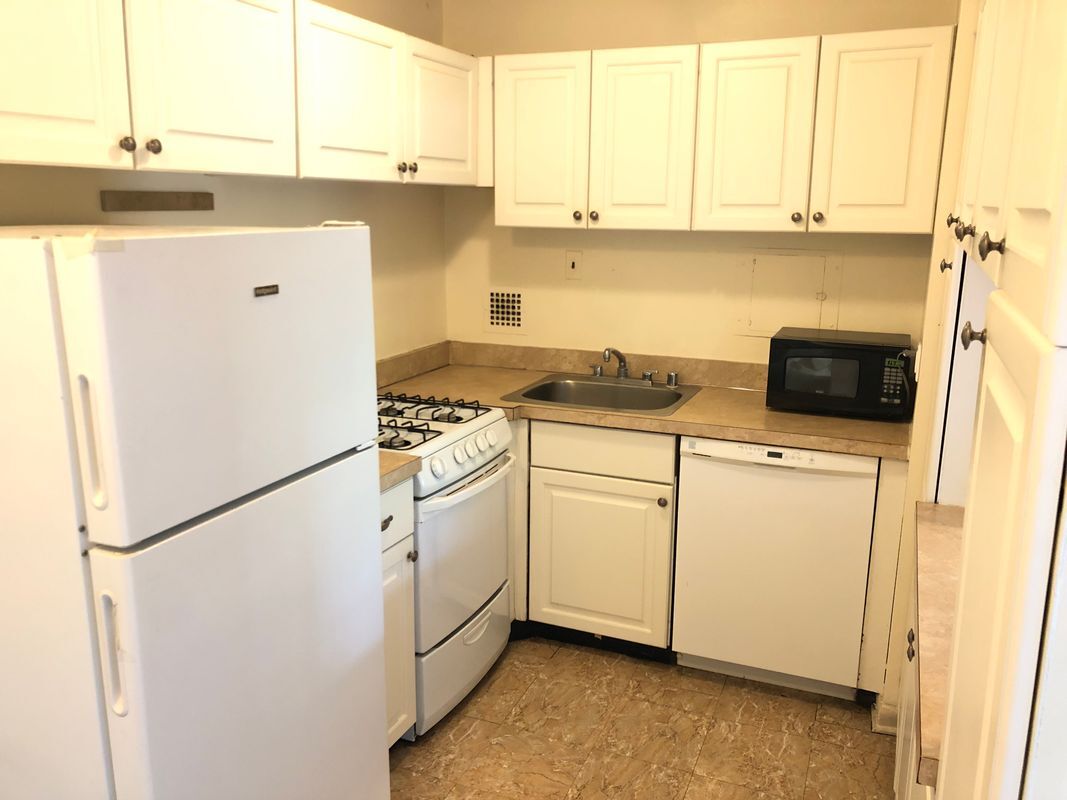 Building Photo - 950 25th St NW