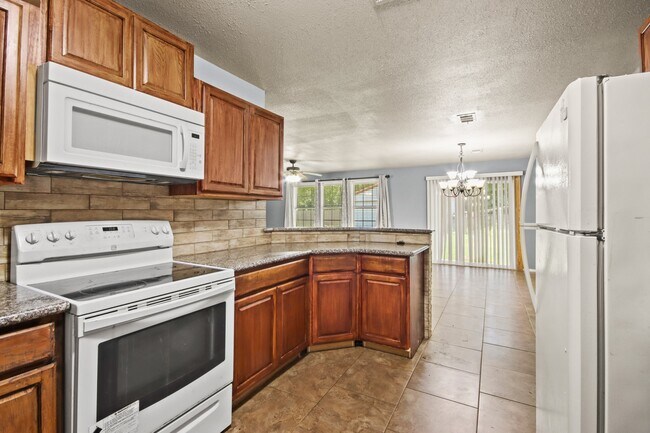 Building Photo - 432 Co Rd 4284