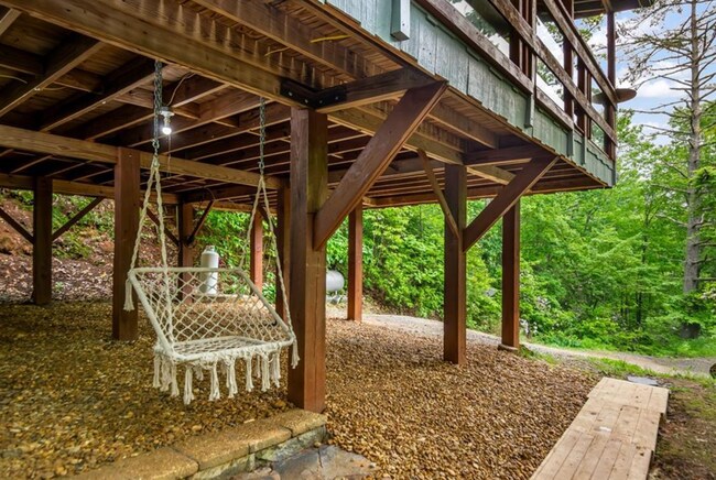 Building Photo - 338 Canter Ct