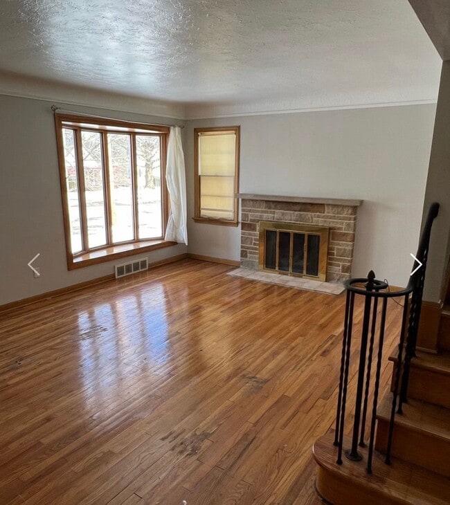 Building Photo - 10310 Park Heights Ave