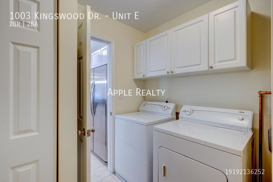 Building Photo - 1003 Kingswood Dr