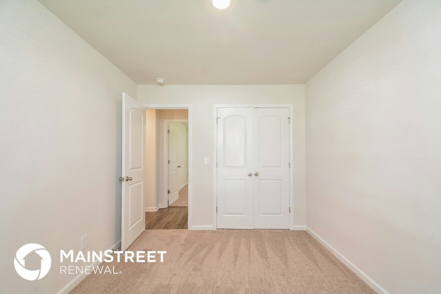 Building Photo - 356 Gourd St