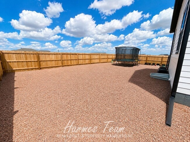 Building Photo - 11017 Coastal Hls Ln