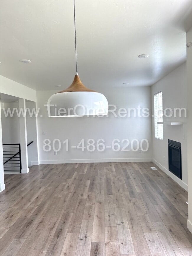 Primary Photo - NO DEPOSIT option available for qualified ...