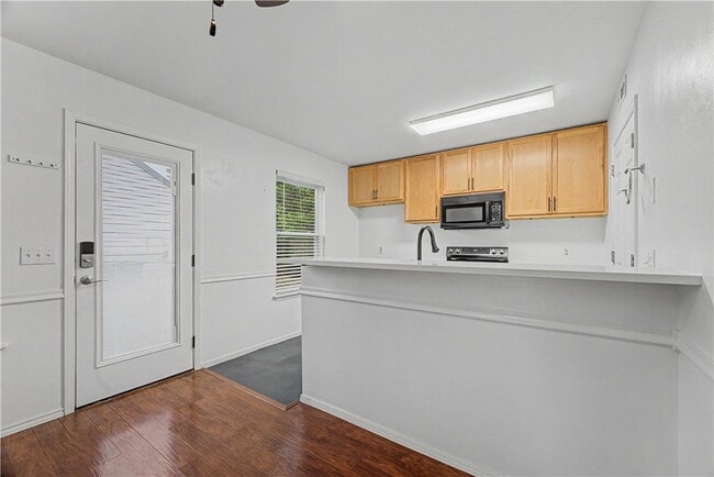 Building Photo - 4805 Bonita Pl