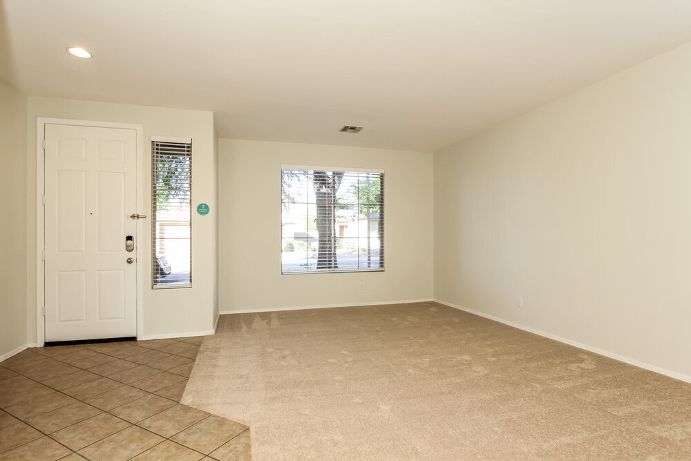 Building Photo - 2621 W Medinah Way