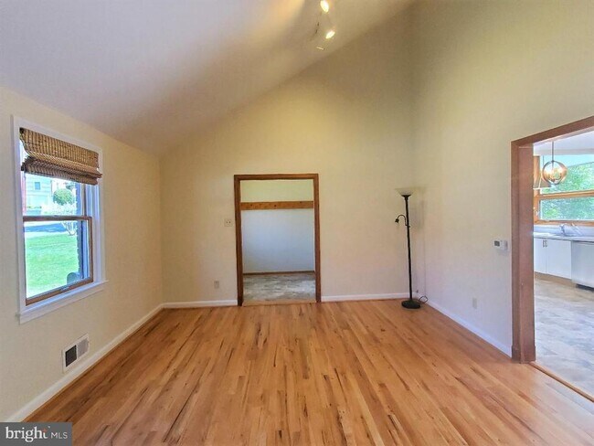 Building Photo - 11717 Kingtree St