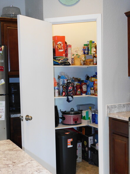 Even a walk-in pantry! - 5074 W Claxton Circle