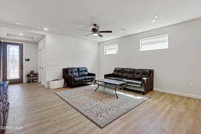 Building Photo - 51014 Sand Verbena Ave