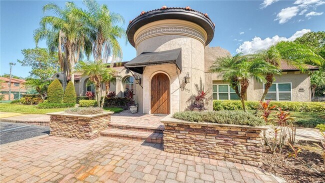 Building Photo - Beautiful Remodeled 2/1 Condo x Rent @ Villa Medici close to Theme Parks!