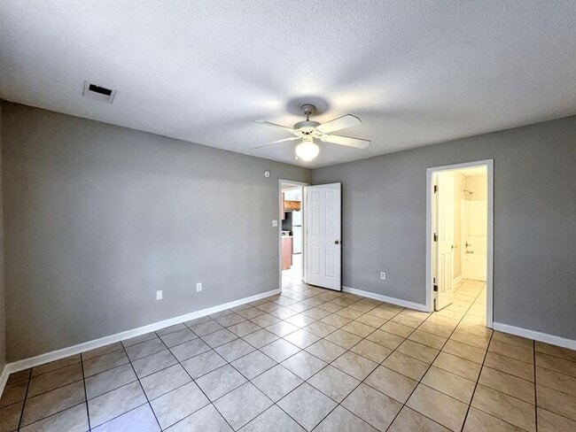 Building Photo - 1821 Central Trails Dr