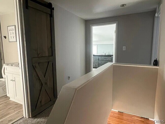 Building Photo - 6049 S Bay Rd