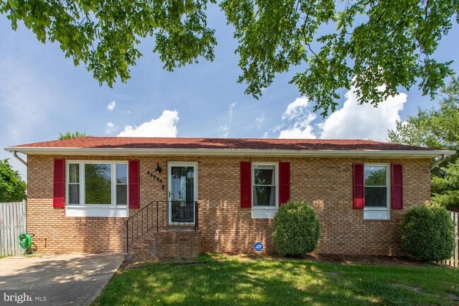 Building Photo - 45684 Schooner Ct