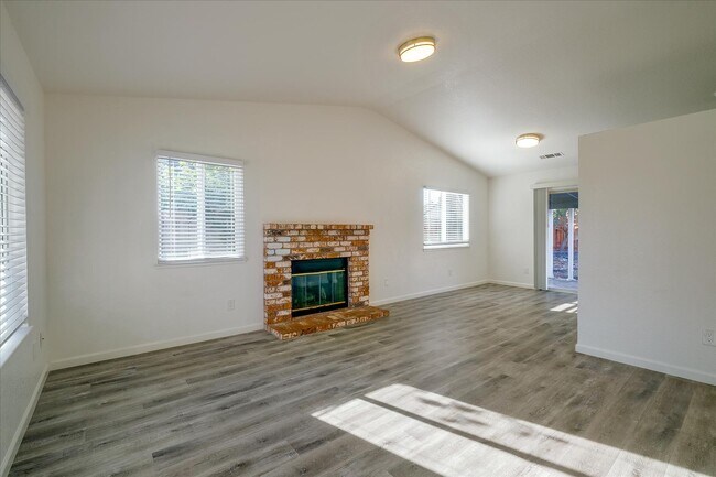 Building Photo - 5337 Saint Barts Ct