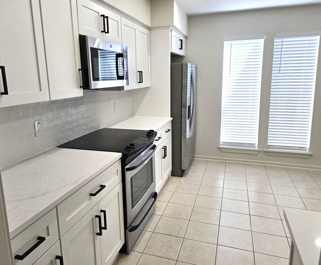 Building Photo - 1864 S Gessner Rd