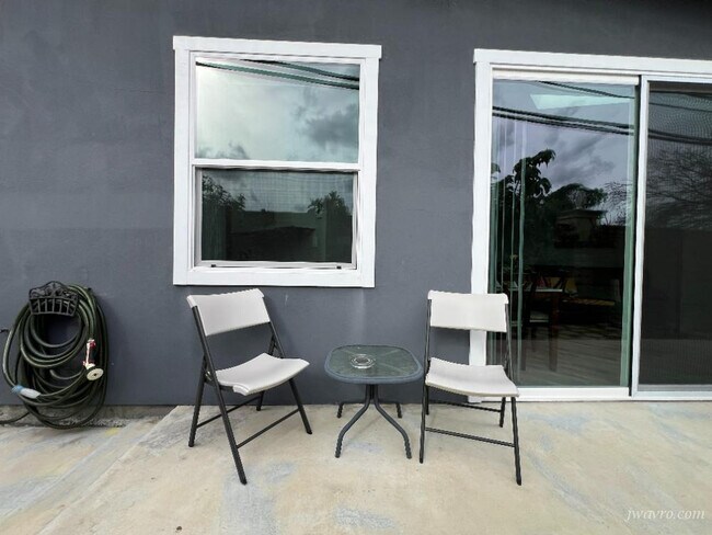 Building Photo - 476 Fiesta Dr