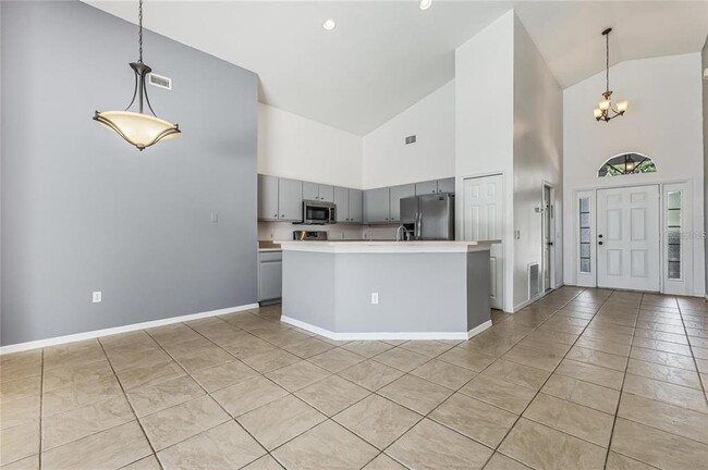 Building Photo - 520 Hollinghead Loop