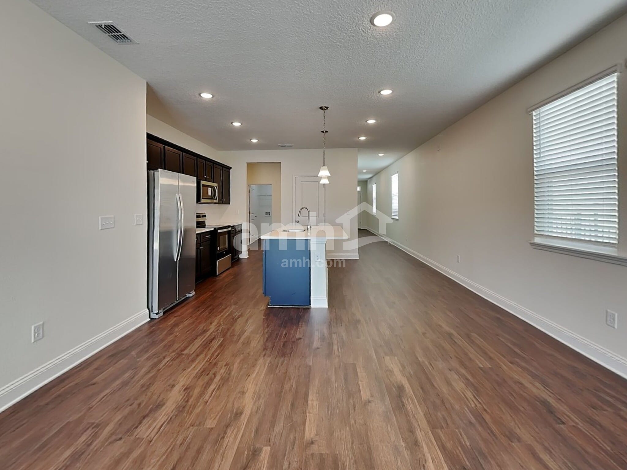 Building Photo - 146 Elcano Ln