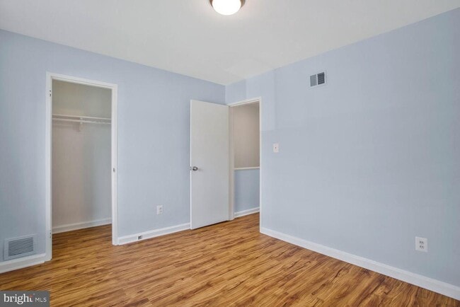 Building Photo - 3605 Edison St