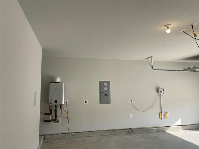 Building Photo - 817 Birdie Dr