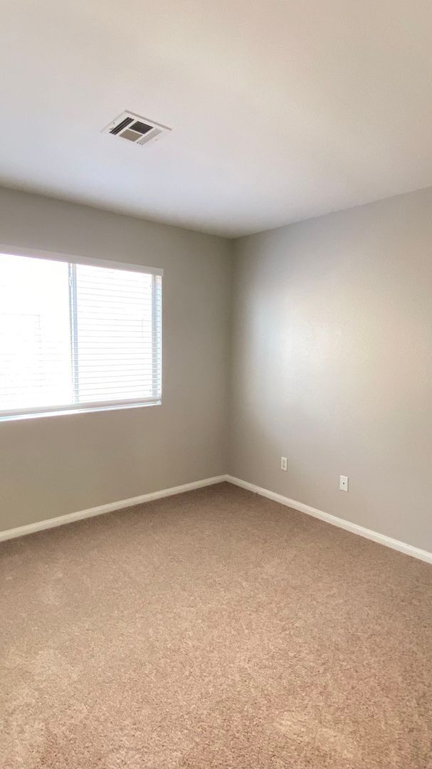 Building Photo - 3741 Tranquil Canyon Ct