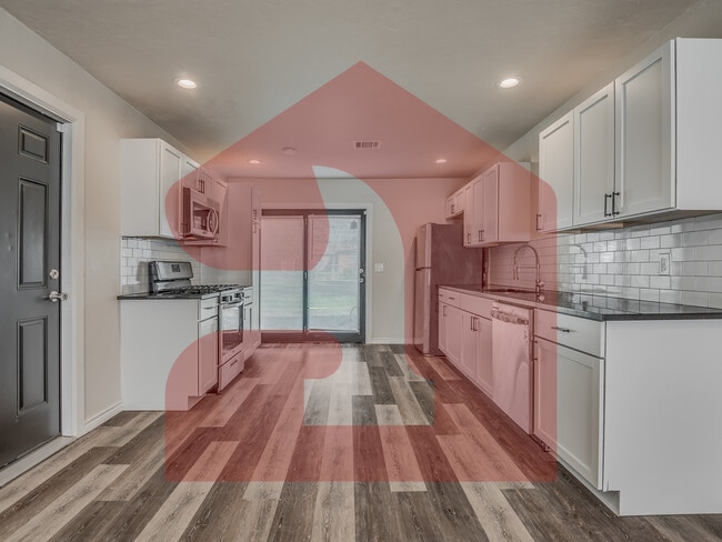 Building Photo - 231 NW 81st St