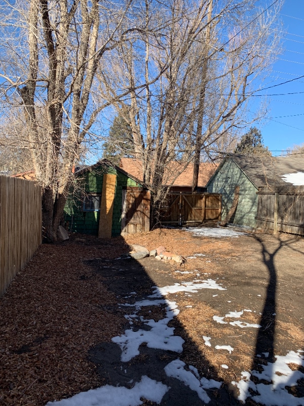 Building Photo - 724 E High St