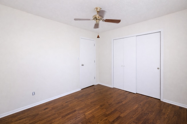 Building Photo - 4206 Old Rock Cut Rd