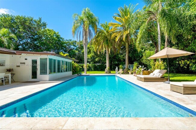Primary Photo - 12700 SW 80th Ave
