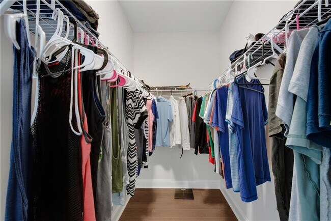 Building Photo - 3192 Bartee Walk