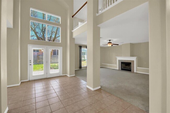 Building Photo - 3206 Luminoso Ln E