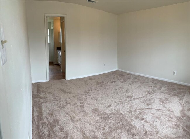 Building Photo - 516 San Saba St