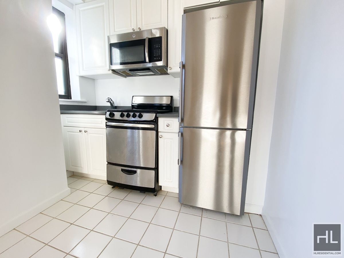 Building Photo - AMSTERDAM AVENUE