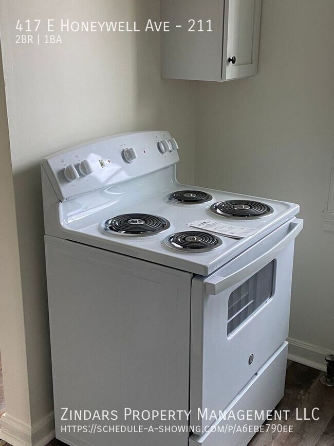 Building Photo - 417 E Honeywell Ave