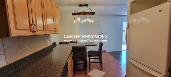 Building Photo - 10033 Irving Park Rd