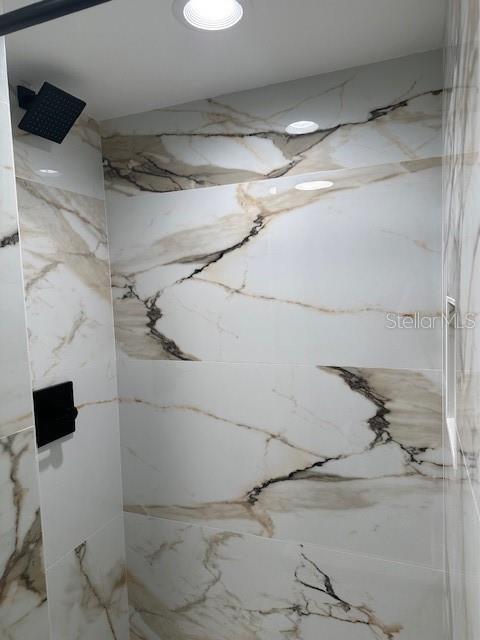 Building Photo - 4240 Central Sarasota Pkwy