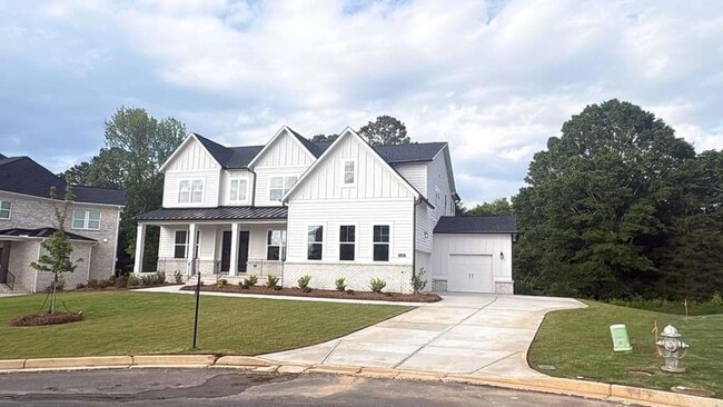 Building Photo - 5365 Travers Ln