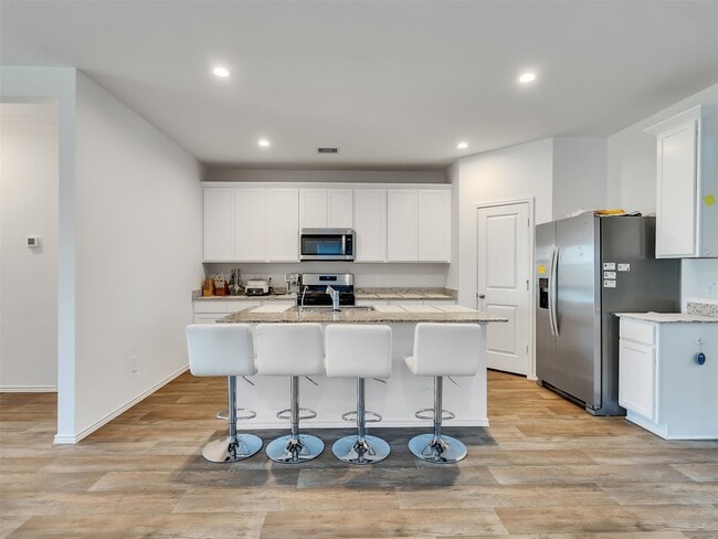 Building Photo - 30903 Brightwell Bnd