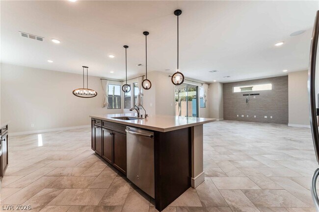 Building Photo - 6933 Whisper Canyon Pl