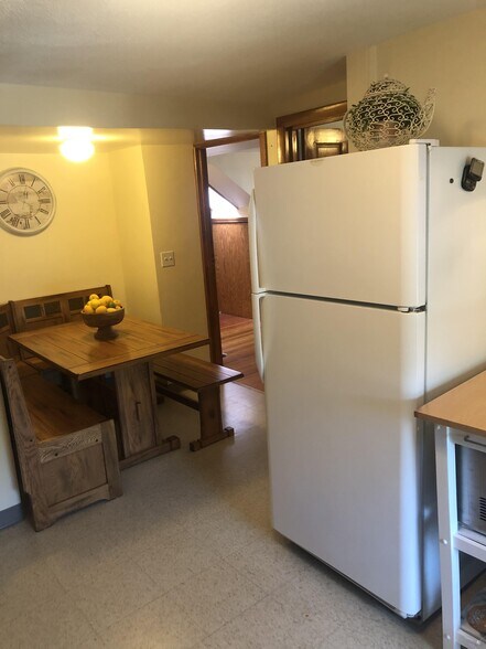 Building Photo - 22 8th St