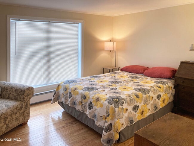 Building Photo - 157 Louden Rd