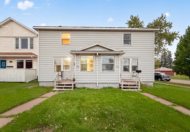 Building Photo - 1301-1303 Hammond Ave